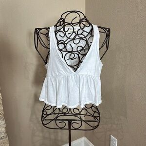 Women's Urban Outfitter white, cropped tank, SIze petite small